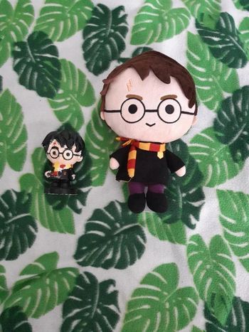 Lot Harry Potter peluche et figurine