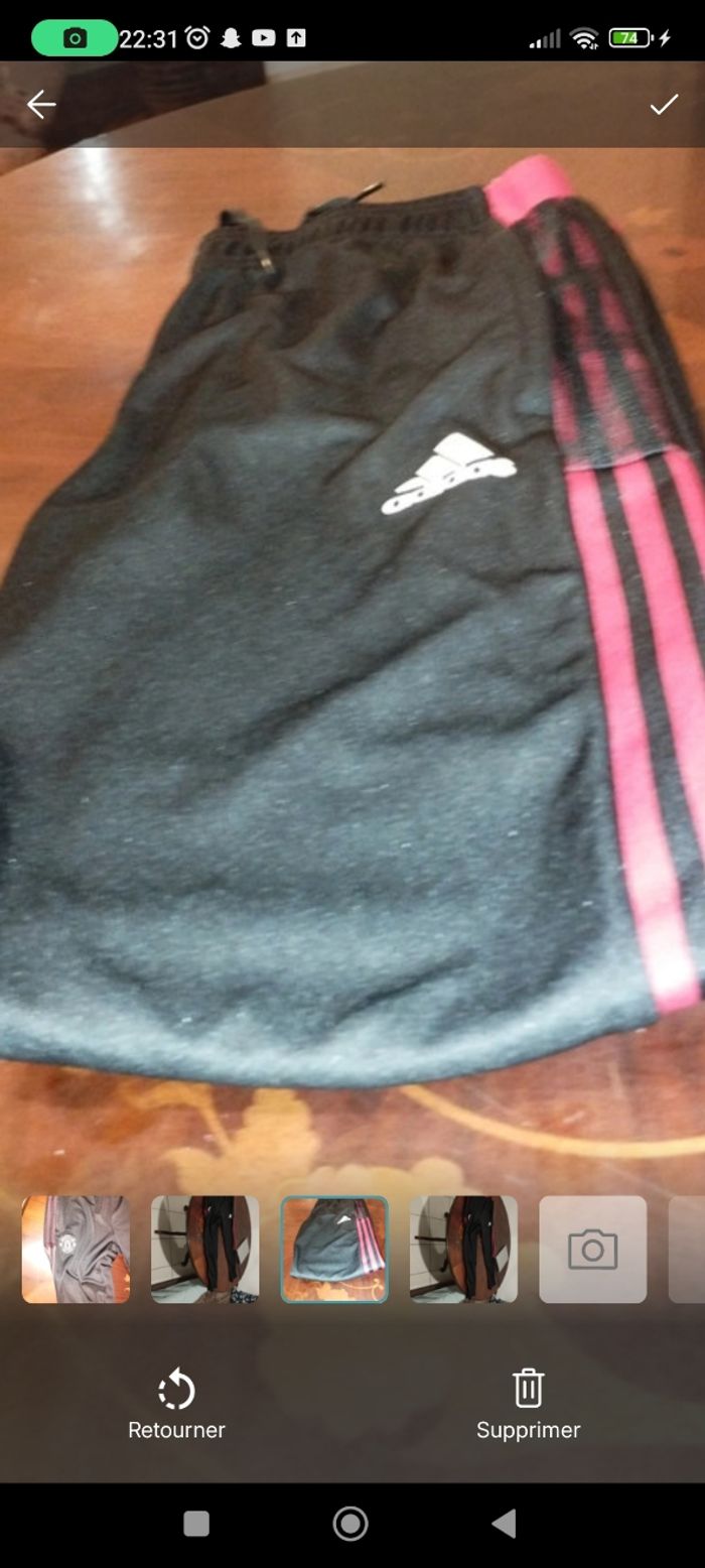 bas de jogging adidas très peu porté - photo numéro 2