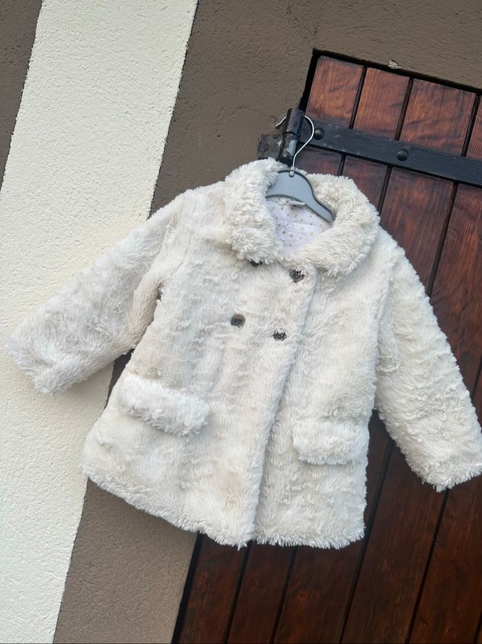 Manteau fausse fourrure - photo numéro 3