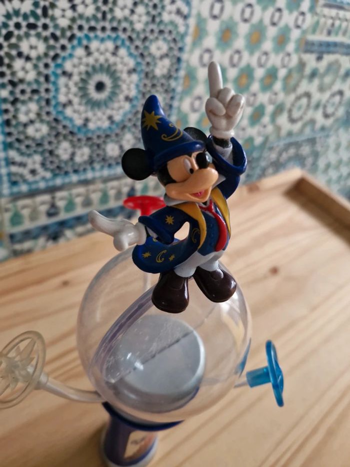 Figurine mickey  lumineuse toujours disneyland paris - photo numéro 2