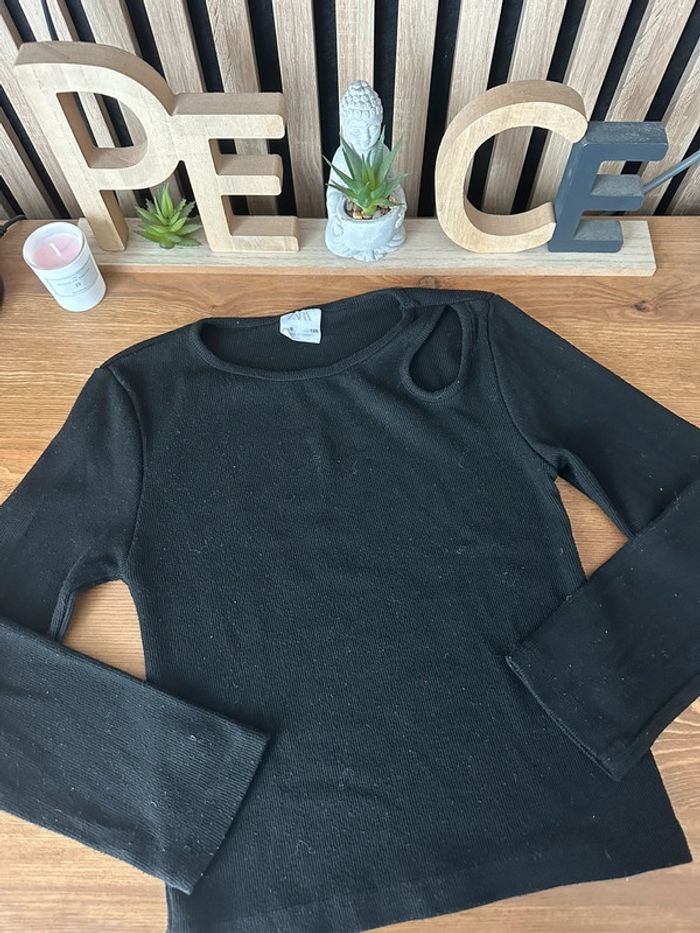 Haut noir ML Zara 8 ans