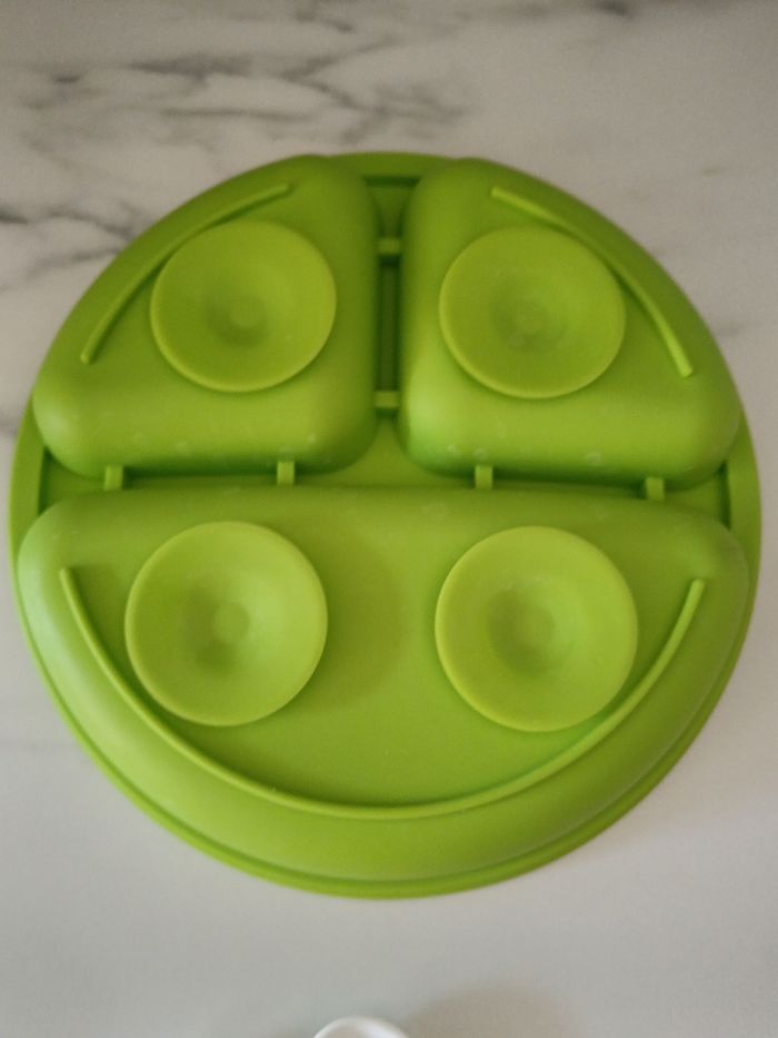 Assiette ventouse et couvert flexible - photo numéro 5