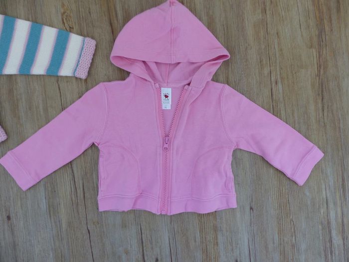 lot layette gilets 12 mois - photo numéro 4