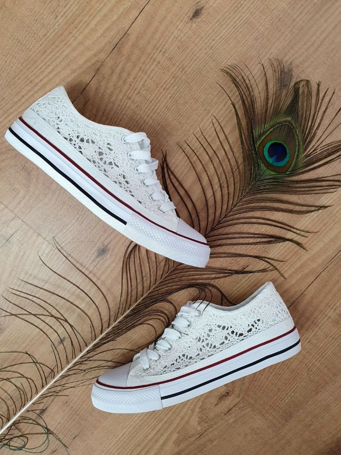 Baskets basses blanches Dentelle Pointure 39