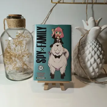 Manga Spy x family tome 12 édition limitée exclusive