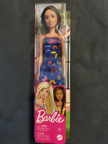 Barbie Assortiment Chic poupée mannequin bleu