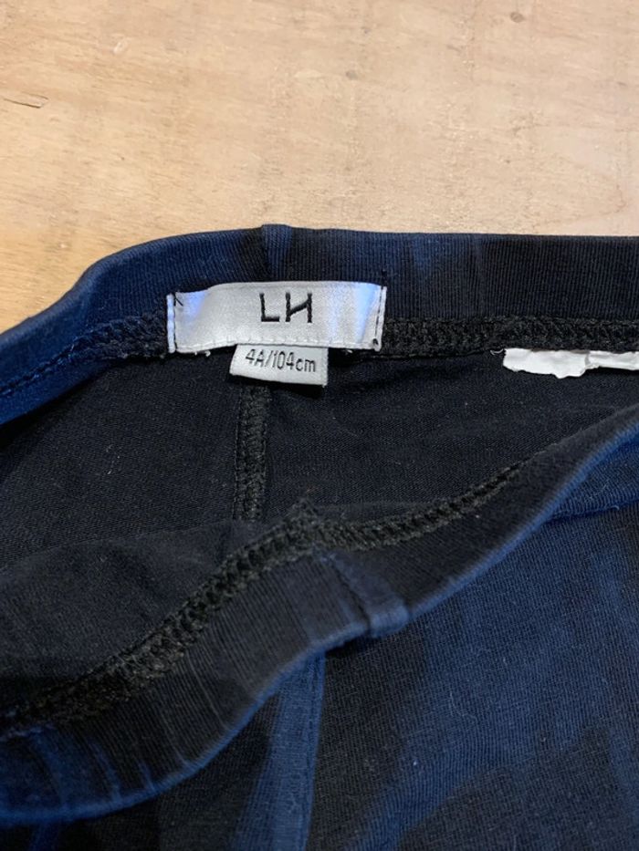 Lot de cinq leggings en bon état taille 4 ans - photo numéro 16