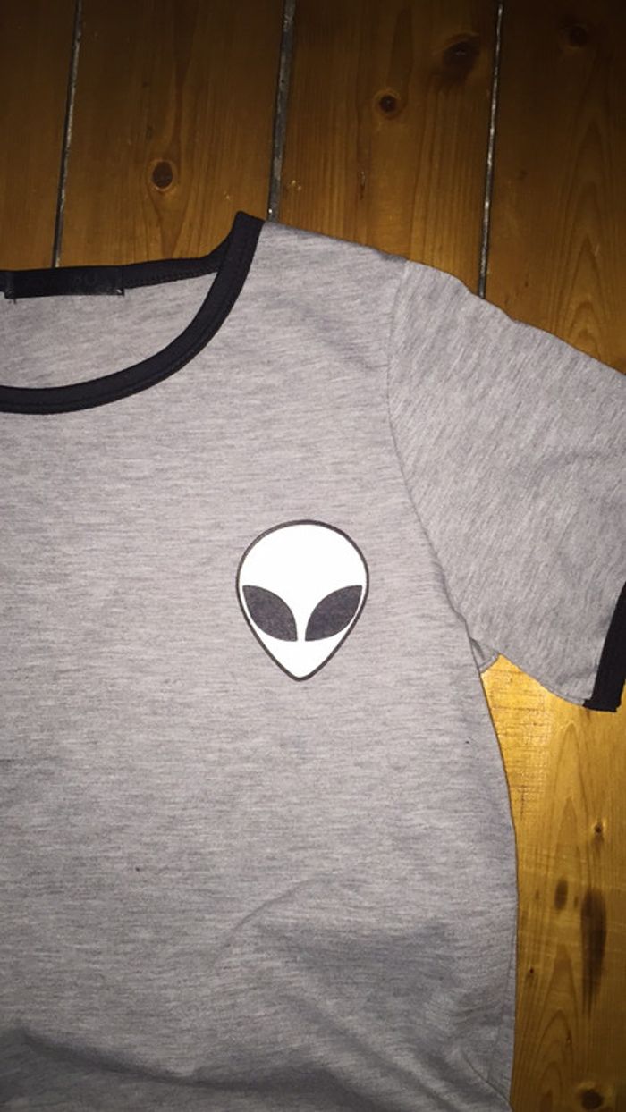 Teeshirt court taille 34 - photo numéro 3