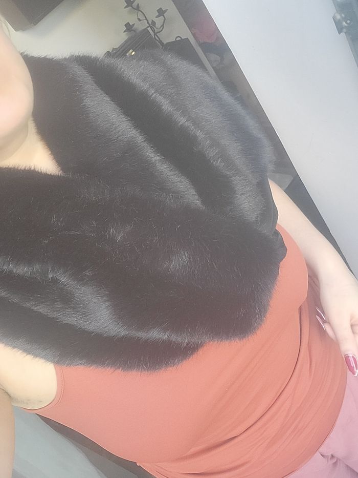 Belle echarpe noire - photo numéro 3