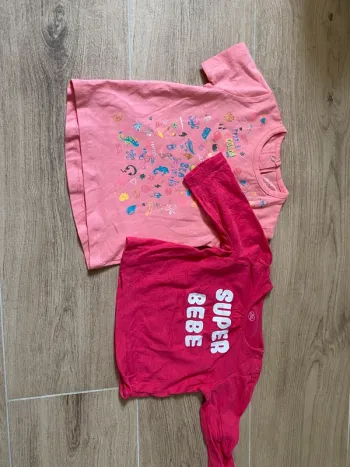 3 t-shirts