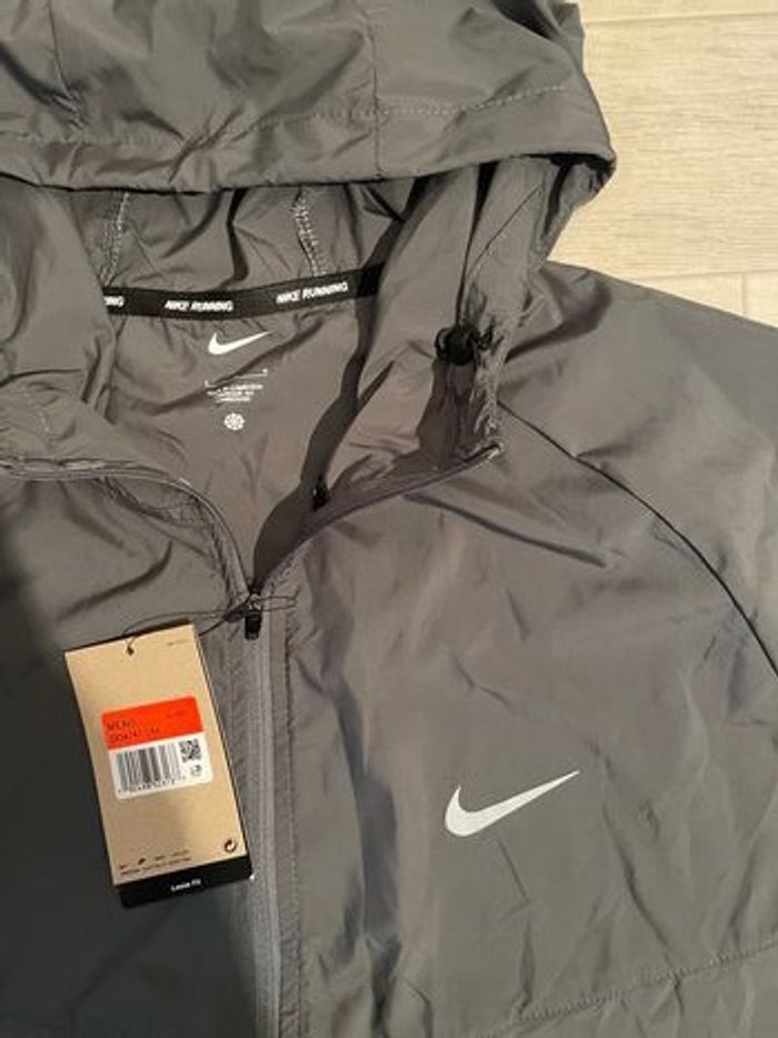 Veste Nike running - photo numéro 2
