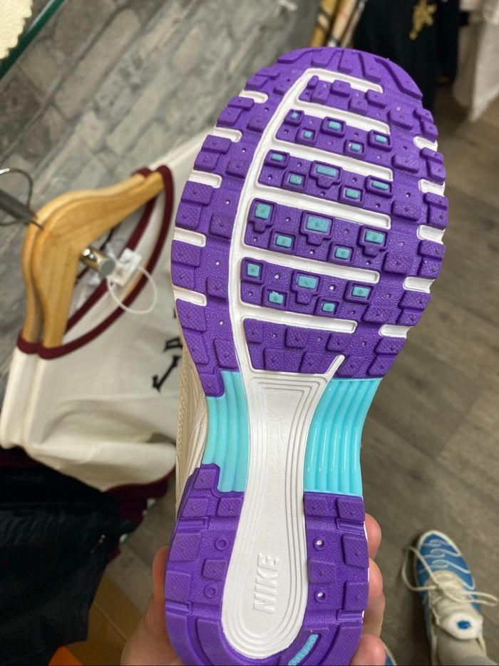 Nike P6000 blanc violet - photo numéro 2