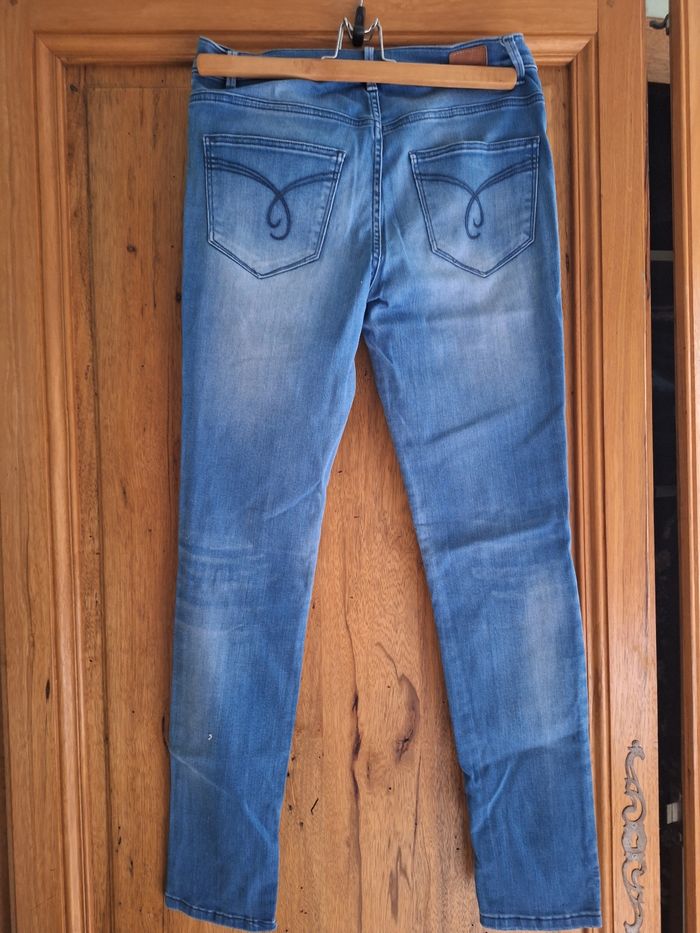 Jean boyfriend Espritû - photo numéro 2