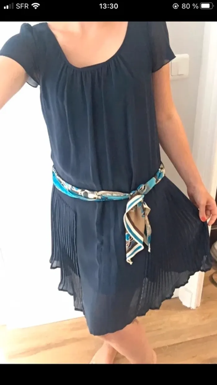 Robe bleu marine - photo numéro 3