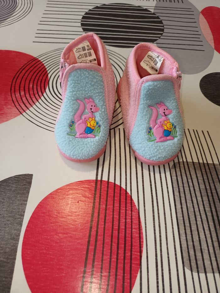 Chaussons pantoufles à zip taille 20 - photo numéro 2