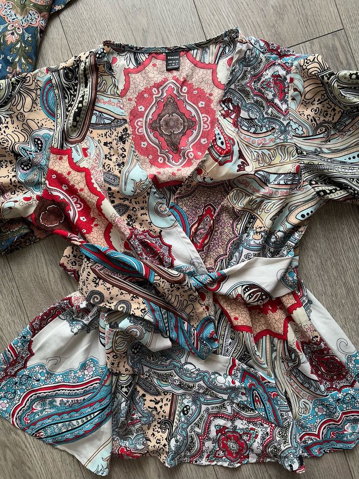 Lot de 2 tops peplum - photo numéro 2