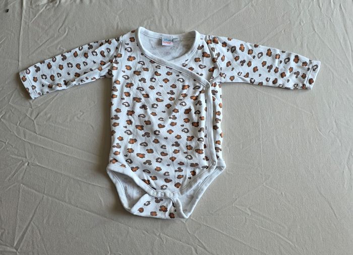 Gémo Disney Lot Ensemble Camel & Body Mickey Léopard 9 mois - photo numéro 5