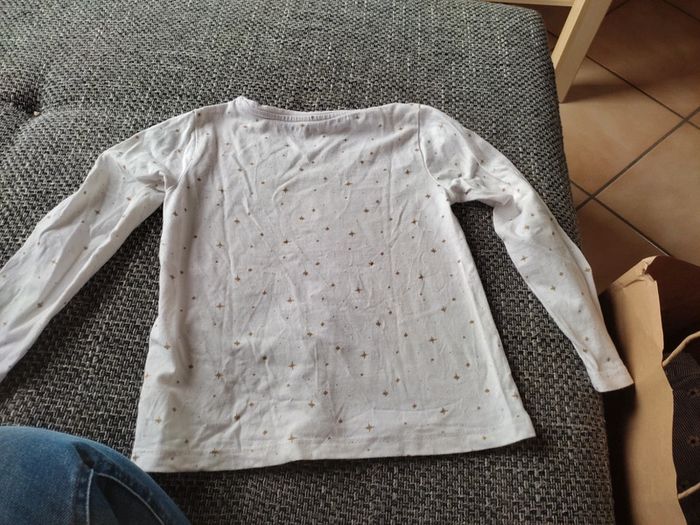 Pull fin noël 6ans - photo numéro 2