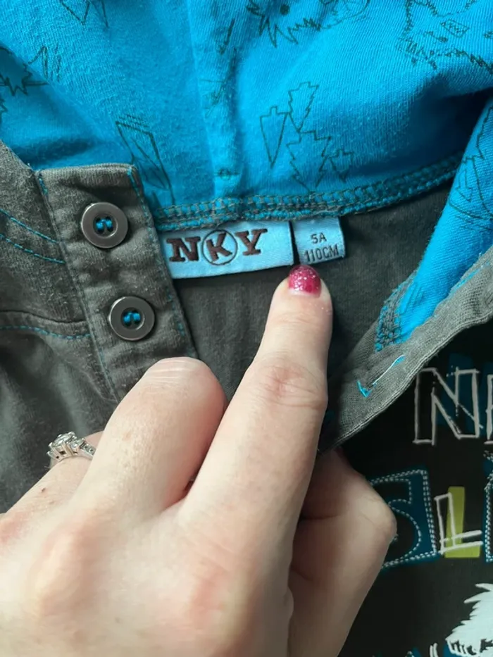 Pull léger 5 ans - photo numéro 2