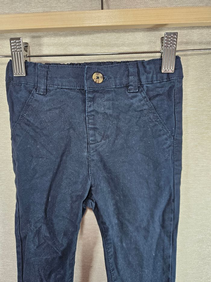 Pantalon slim kiabi 18 mois - photo numéro 2