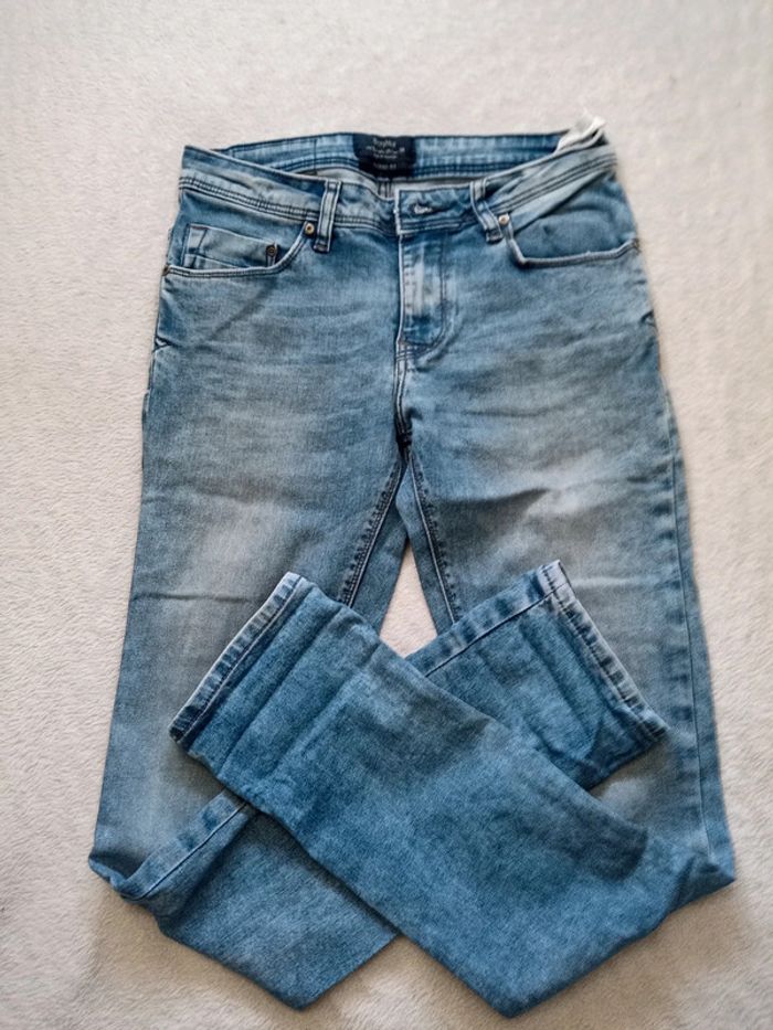 Jean homme bershka s107 - photo numéro 2
