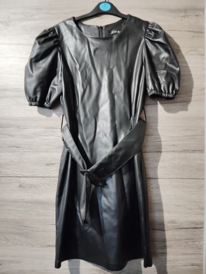Robe noire