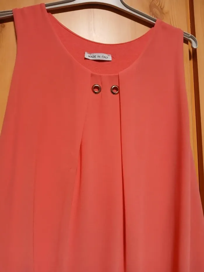 Haut sans manche en taille 1 de chez made in italy - photo numéro 2