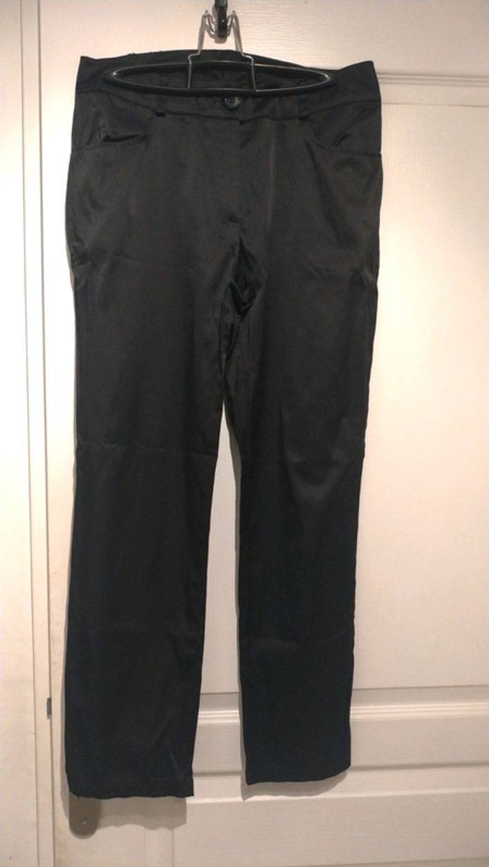 Pantalon droit taille haute satin noir neuf