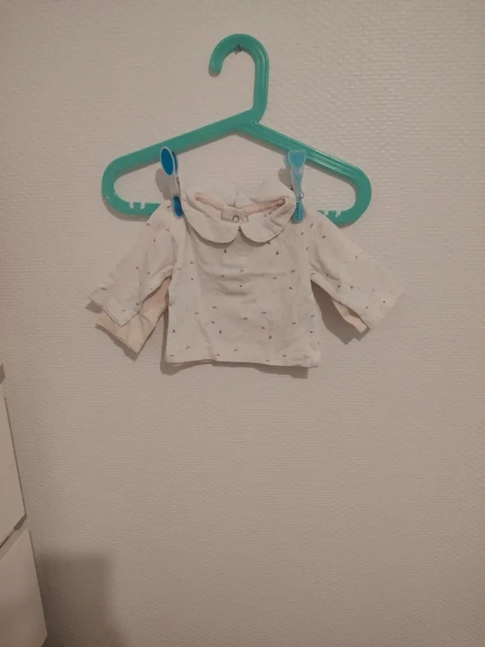 Lot de 2 t-shirt taille 1 mois