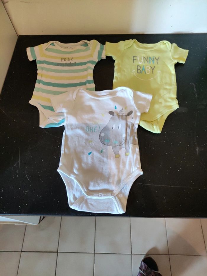 Bodys 6 mois