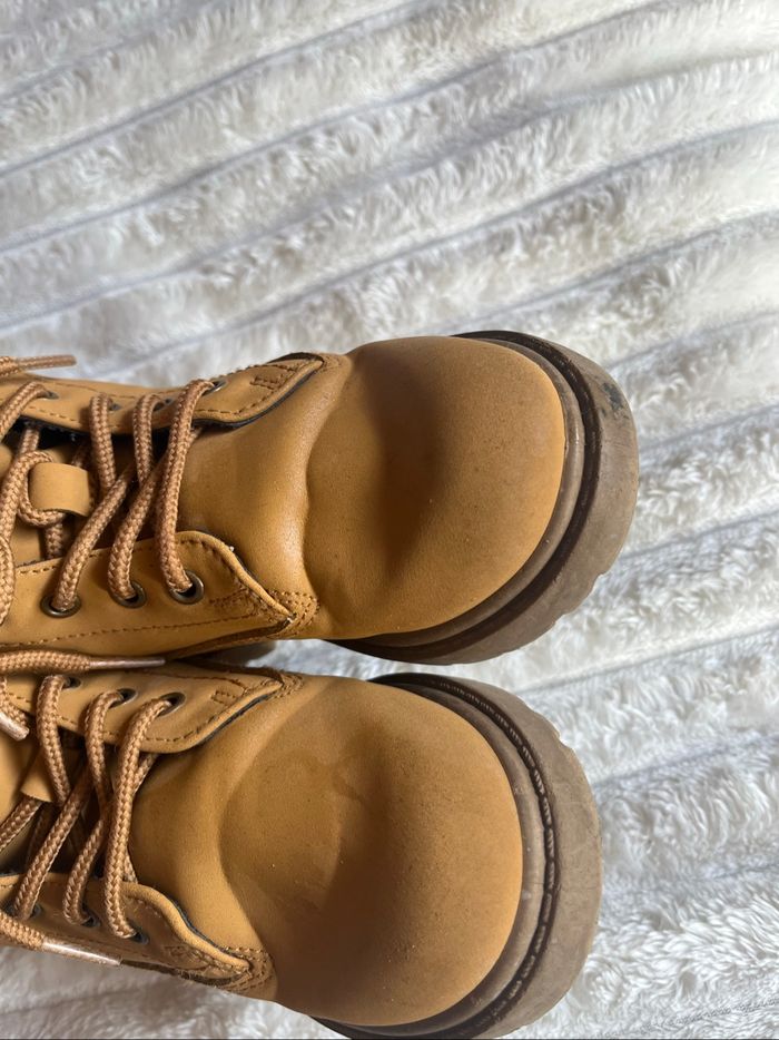 Chaussure montante - photo numéro 4