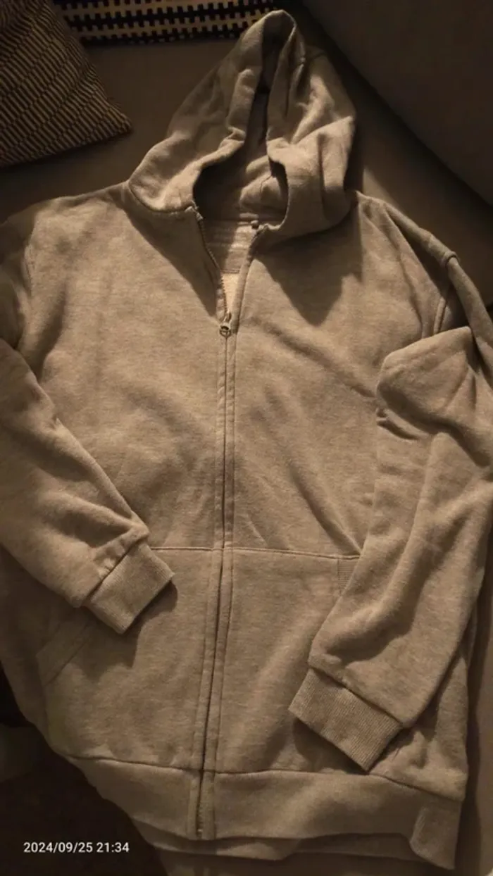 Lot vêtements garçon 12-13 ans - photo numéro 3