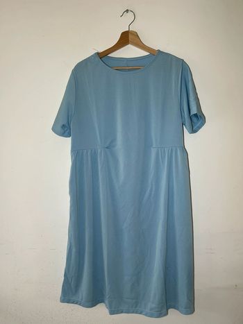 Robe bleue fluide – Taille 6