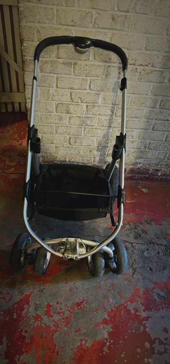 Poussette double quinny en bonne état
