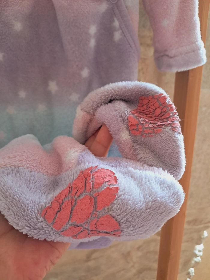 Pyjama multicolore licorne chaud 92cm très bon état - photo numéro 2