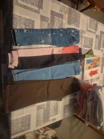 Lot 4 pantalons