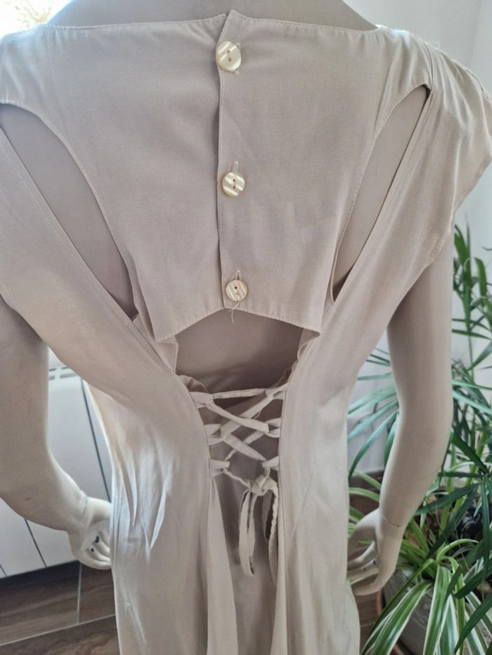 Robe 👗 originale - photo numéro 17