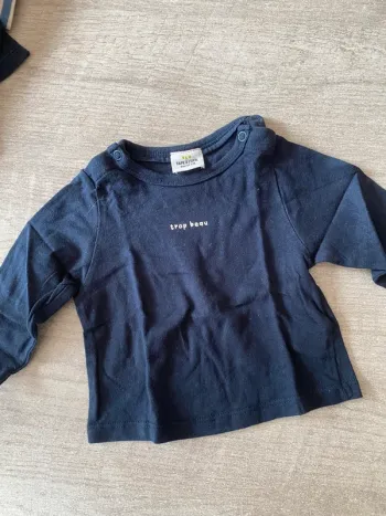 T-shirt à manche longue bébé - 3 mois.