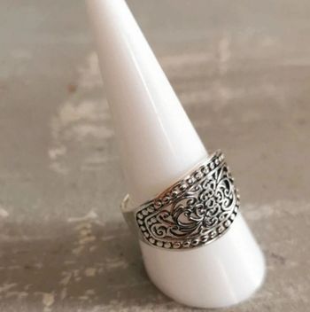 Bague femme ciselé T9