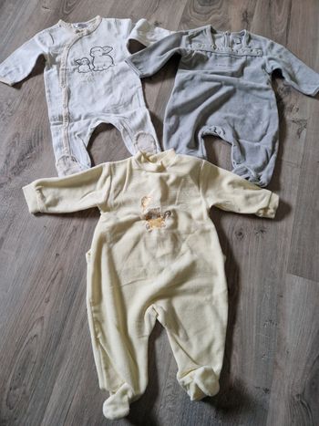 Lot de pyjamas