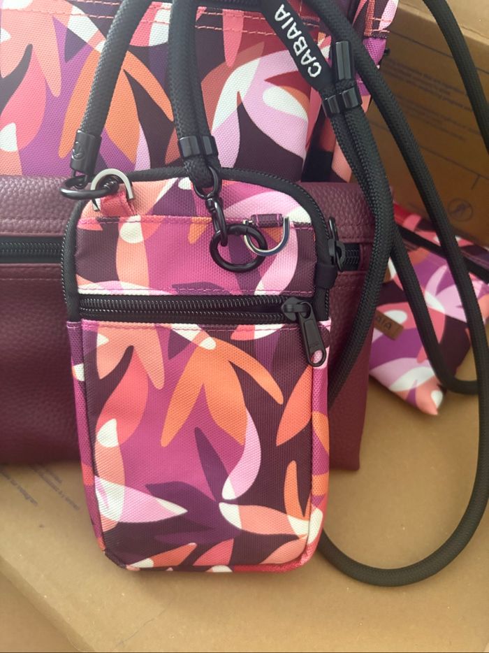 Sac à dos Cabaia et pochette téléphone Montreuil - photo numéro 9