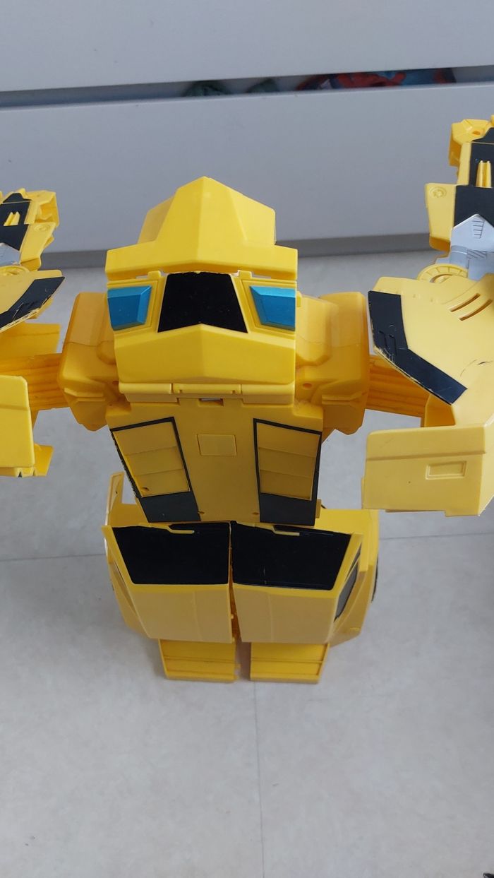 Voiture bumblebee - photo numéro 10