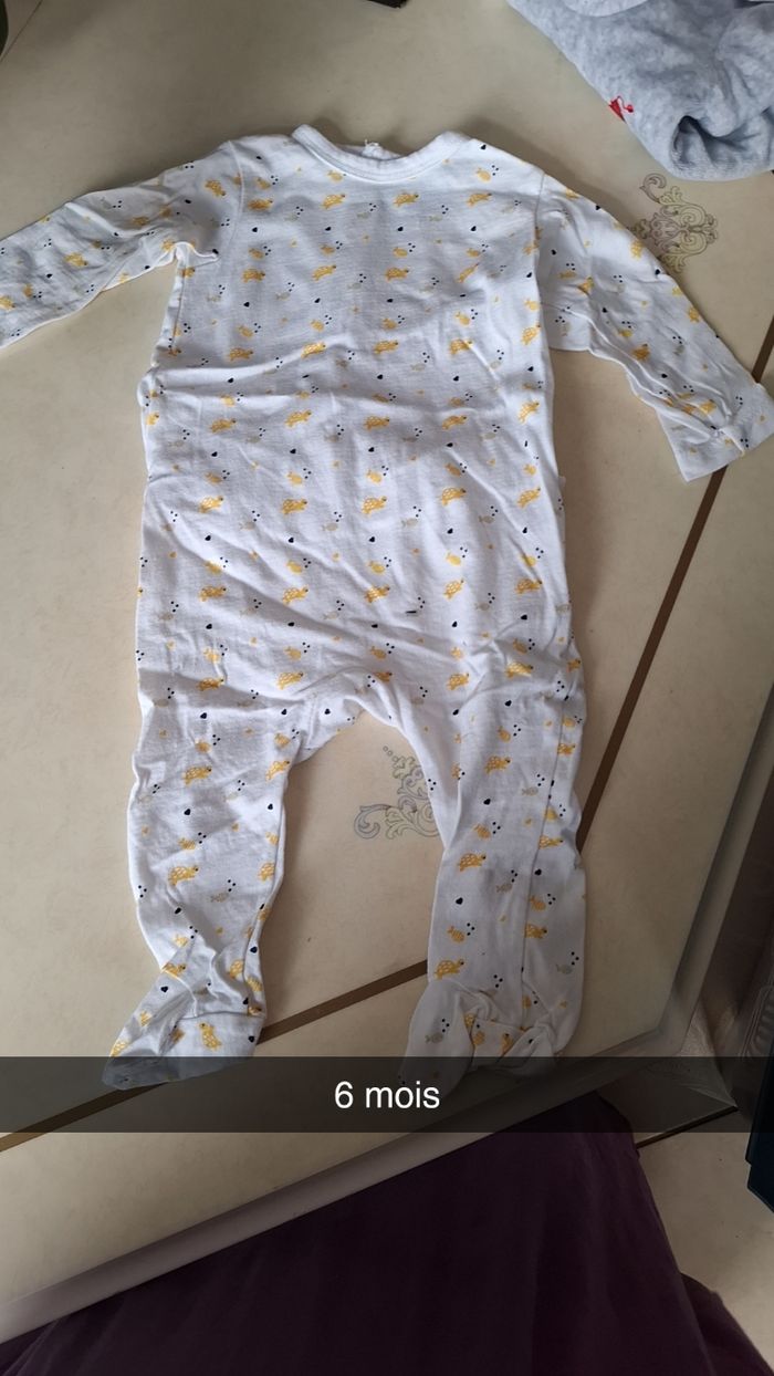 Lot pijamas 6 mois - photo numéro 6