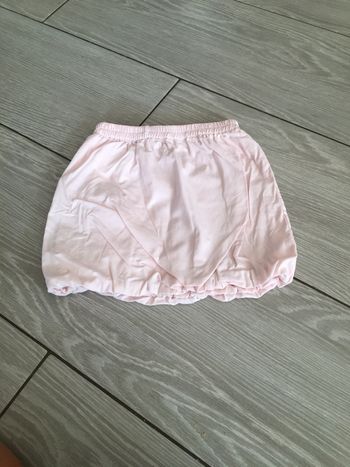 Jupe rose pâle 12 mois