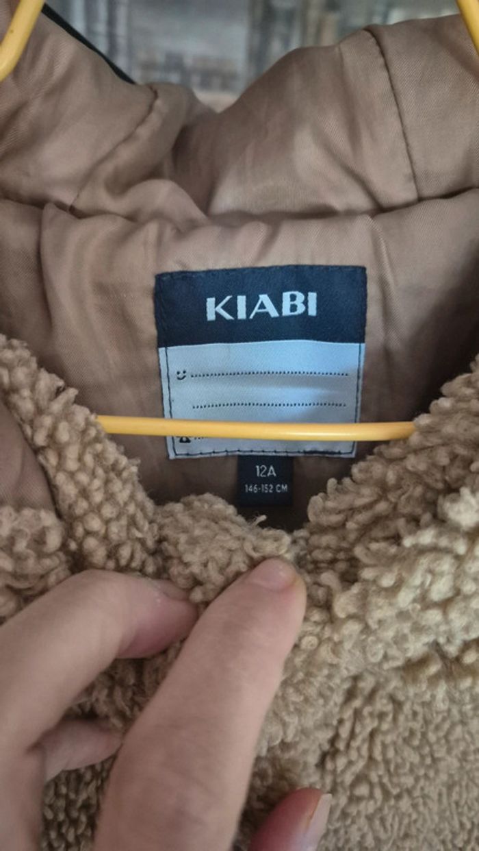 Manteau / parka en teddy mi longue beige Kiabi 💋 12 ans - photo numéro 2