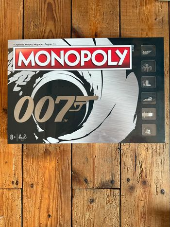NEUF sous blister Monopoly James Bond 007 agent secret espion collection collector Hasbro