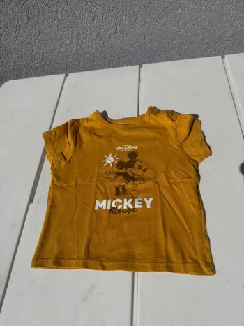 T shirt garçon Disney Mickey taille 12 mois 74 cm