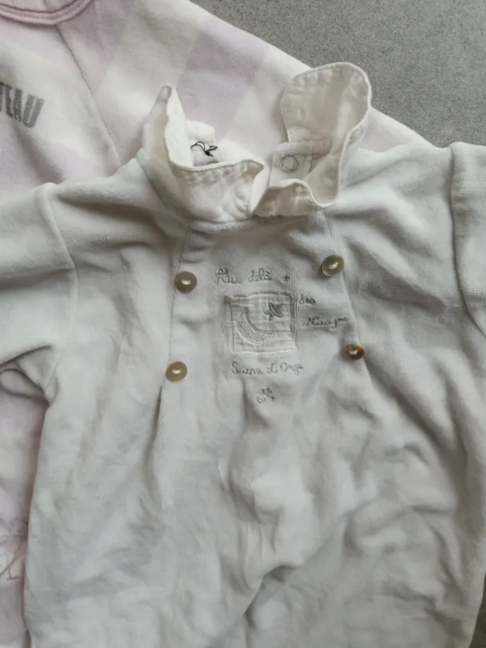 Lot de 2 pyjamas Petit Bateau et Sucre d'orge velours 6 mois - photo numéro 2