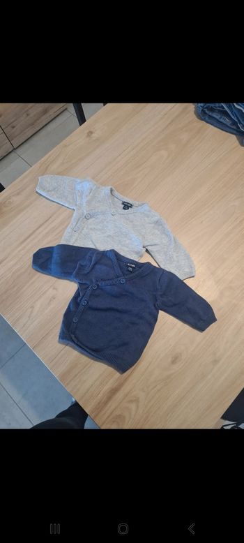 Lot brassières naissance