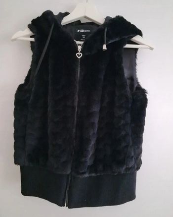 Veste à capuche sans manche fourrure XS